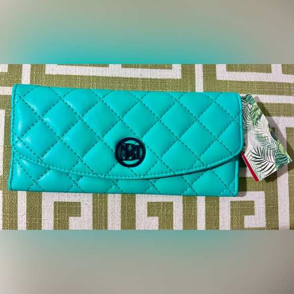 SOLD! NEW! Badgley Mischka Bombe Quilted Beaded Pearls Crossbody & Long Wallet - Picture 4 of 14